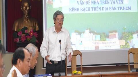 Tìm giải pháp di dời nhà ven kênh rạch