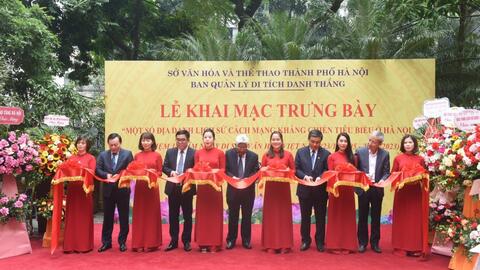 Trưng bày tư liệu di tích lịch sử kháng chiến tiêu biểu