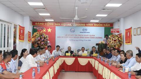 Đội xe đạp nam tỉnh Bình Dương được tài trợ thêm 3 năm