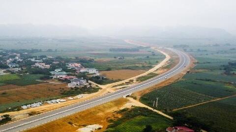 Bộ GTVT yêu cầu rà soát nâng tốc độ cao tốc 4 làn xe lên 90km/h