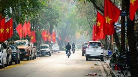 Phố phường Hà Nội yên bình ngày đầu năm mới 2024
