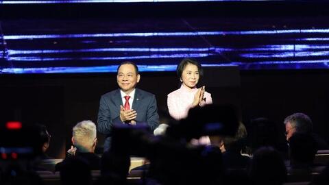 Những cặp vợ chồng doanh nhân Việt giàu có, quyền lực
