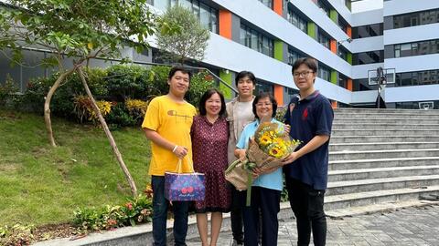 Nam sinh giành học bổng 8,4 tỷ đồng của ĐH Chicago (Mỹ)