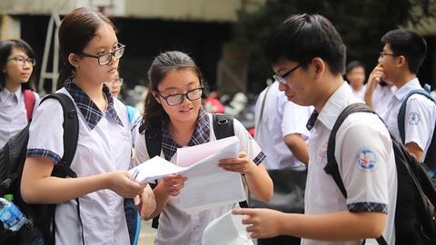 Gần 100.000 học sinh TP HCM thi vào lớp 10
