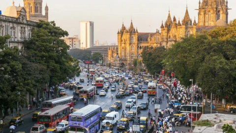 GDP bình quân từng chỉ bằng 1/3 nền kinh tế lớn thứ 5 thế giới, Việt Nam hiện đã vượt xa, gấp 1,7 lần