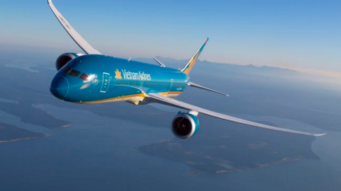 Vietnam Airlines đưa cổ đông 'bay cao' một tuần trước thềm ĐHCĐ thường niên 2024: Cổ phiếu tăng trần lên mức giá cao nhất 5 năm, vốn hóa tăng hơn 41.000 tỷ