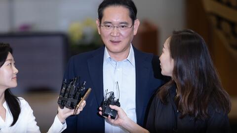 Chủ tịch Samsung tới thăm nhà CEO Mark Zuckerberg, bàn chuyện hợp tác làm ăn