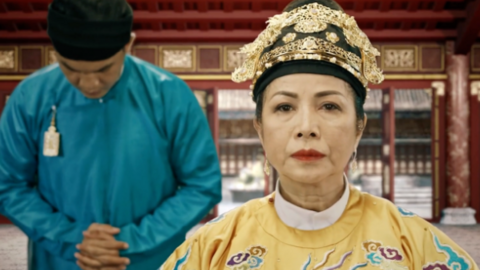 Nữ NSƯT là cháu vua Nguyễn: Đệ nhất đào thương nổi danh, tuổi 62 đẹp đài các, sống khiêm nhường, viên mãn