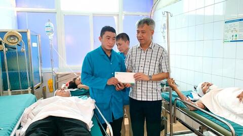 Ban ATGT tỉnh Hải Dương thăm và động viên các nạn nhân