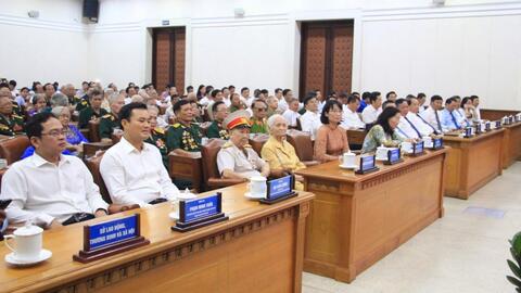 Tri ân người có công, chia sẻ với gia đình chính sách