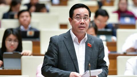“Check var” sao kê, đại biểu Quốc hội lên án thói “phông bạt”