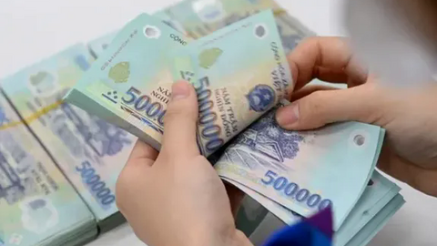 Nhiều doanh nghiệp cam kết thưởng Tết ít nhất 1 tháng lương