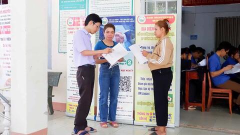 Buôn Đôn mở lối cho người dân thoát nghèo từ chương trình xuất khẩu lao động