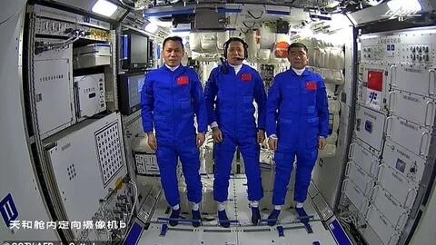 Trạm vũ trụ Trung Quốc bất ngờ chứa vi khuẩn chưa từng biết đến trên Trái đất