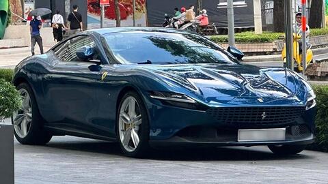 Doanh nhân TPHCM tậu siêu xe Ferrari Roma 4 chỗ ngồi hiếm có