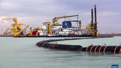 Iraq đóng băng hoạt động tại loạt mỏ dầu chiến lược quốc gia