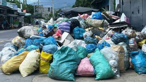 Hàng nghìn tấn rác tồn đọng ở 4 xã Đà Nẵng phải dọn sạch trước ngày 20.4
