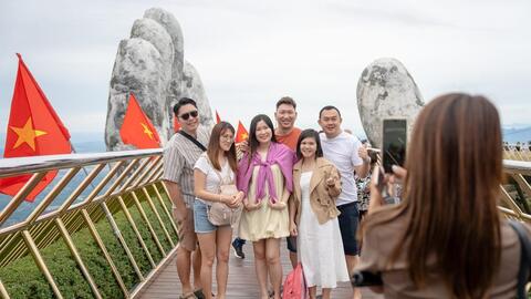 Khách đặt tour du lịch hè sớm, tối ưu chi phí