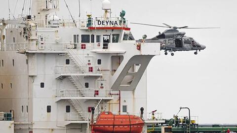 Nga phản ứng mạnh vụ Pháp bắt tàu chở dầu không có thủy thủ Nga