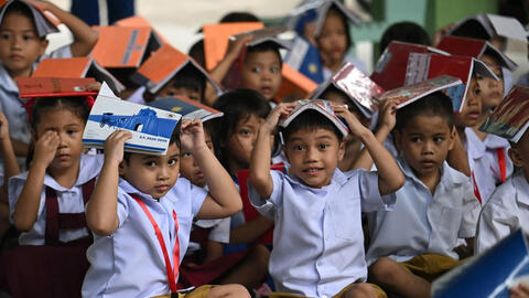 Philippines: Thí điểm năm học ba học kỳ