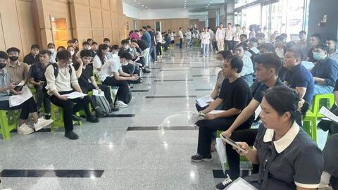 Doanh nghiệp hút lao động bằng lương cao, phúc lợi hấp dẫn