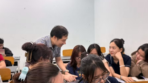 Kỳ vọng giáo dục phát triển bền vững, chú trọng con người và đội ngũ nhà giáo