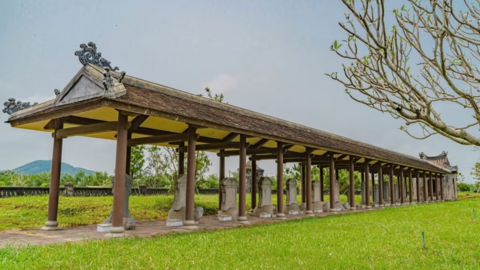 Vị đại khoa đầu tiên và cuối cùng được khắc tên trên bia đá Văn miếu Huế