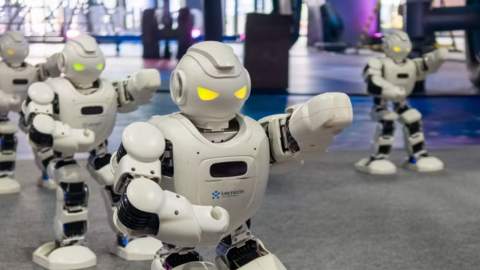 Singapore đào tạo nhân lực cho kỷ nguyên robot