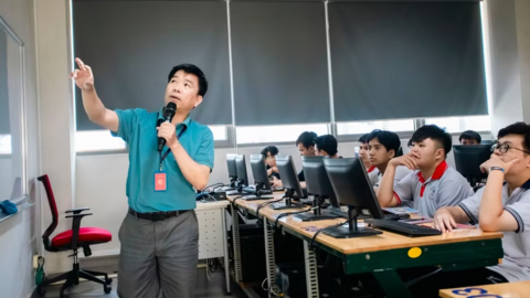 Nhiều trường đại học mạnh tay 'chiêu hiền'