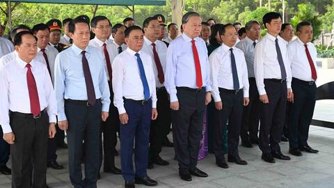 Tổng Bí thư, Chủ tịch nước Tô Lâm dâng hương tại khu Di tích Tổng Bí thư Hà Huy Tập