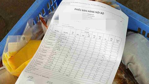 Nhếch nhác cơ sở cung cấp suất ăn công nghiệp Gia Phát và cơm niêu Kombo