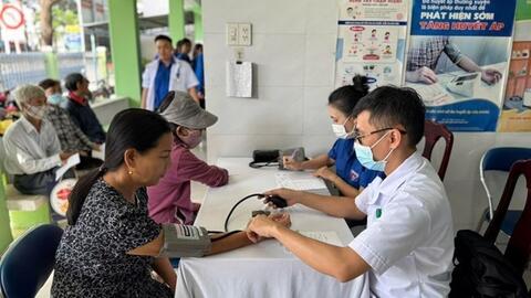 Tổ chức bộ máy, nhân lực trạm y tế sẽ do cấp xã quản lý trực tiếp