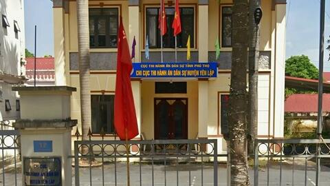 Chi cục trưởng Thi hành án dân sự hầu tòa vì nhận hối lộ