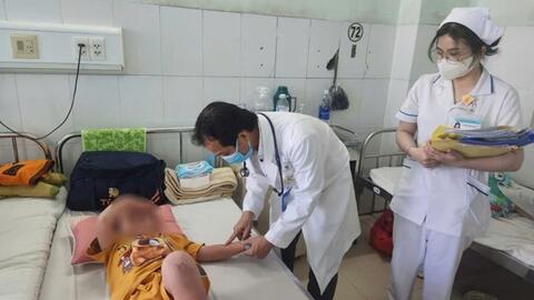 Số ca mắc tay chân miệng tại Vĩnh Long tăng hơn 150%