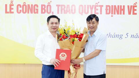 Công bố nhiều quyết định nhân sự tại các Ủy ban của Quốc hội
