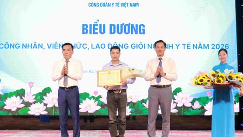 Gắn học tập và làm theo Bác với các phong trào thi đua, nâng cao chất lượng ngành Y tế