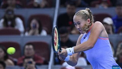 Mirra Andreeva lần đầu vào chung kết Roland Garros