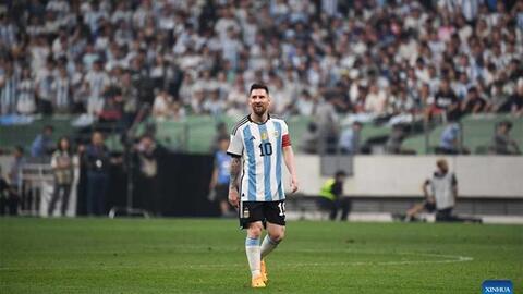 Messi sẵn sàng tái xuất trong trận Argentina gặp Iceland