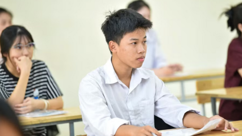 Hơn 1,2 triệu thí sinh hoàn thành môn Ngữ văn, 12 trường hợp bị đình chỉ