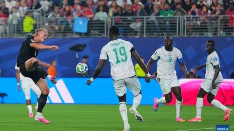 Haaland lập cú đúp, tuyển Na Uy hạ Senegal trong trận cầu kịch tính
