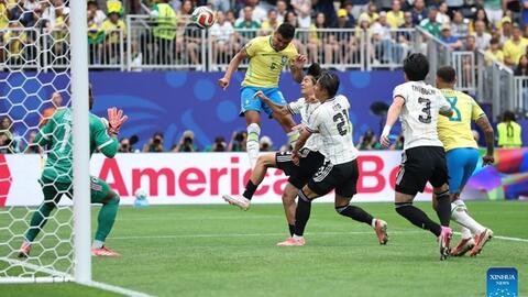 HLV Ancelotti giúp Brazil lội ngược dòng ngoạn mục