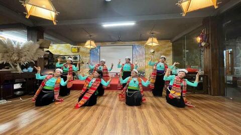 Phú Thọ khai thác nhân lực địa phương làm kinh tế du lịch
