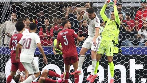 Hậu vệ Bồ Đào Nha đấu khẩu với đàn anh Quaresma