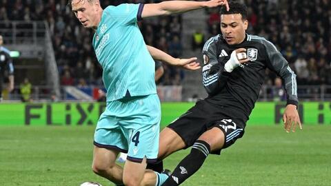 Morgan Rogers có gì đặc biệt để Chelsea chi 117 triệu bảng