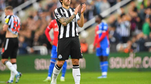 Xu hướng mới trên thị trường chuyển nhượng Premier League