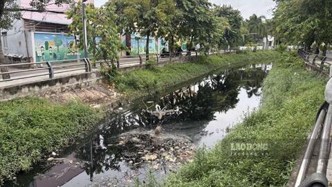 Chờ ngày cải tạo con rạch ô nhiễm, tù đọng và bốc mùi ở Cần Thơ