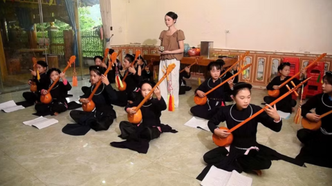 Nuôi dưỡng tình yêu văn hóa dân tộc từ những lớp học miễn phí