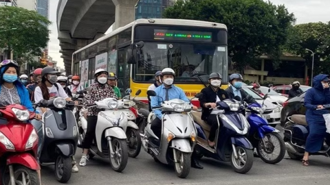 Dự báo thời tiết ngày 17/8: Bắc Bộ nắng nóng gay gắt, Nam Bộ mưa về chiều tối