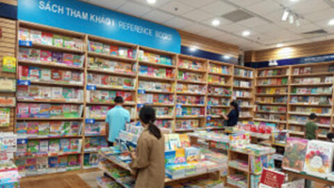 Khẩn trương hoàn thành cung ứng SGK tại Đồng Tháp