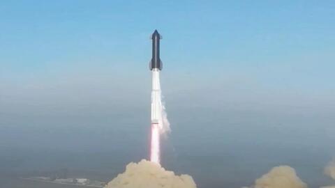 SpaceX lần đầu thử nghiệm đưa tên lửa Starship vào quỹ đạo Trái đất